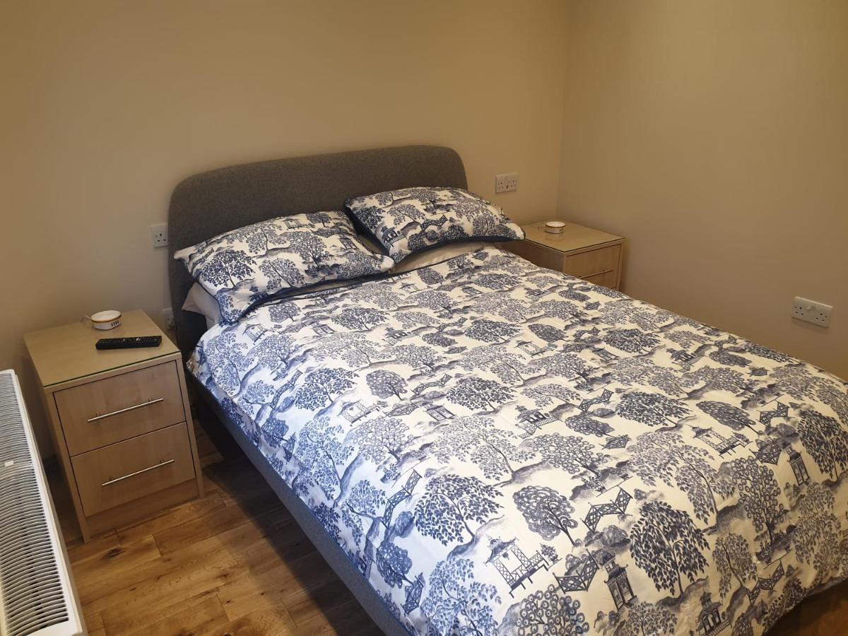 London Luxury Apartments 4 Min Walk From Ilford Station, With Free Parking Free Wifi Экстерьер фото
