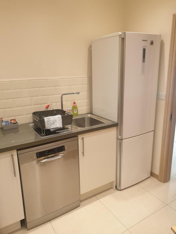 London Luxury Apartments 4 Min Walk From Ilford Station, With Free Parking Free Wifi Экстерьер фото